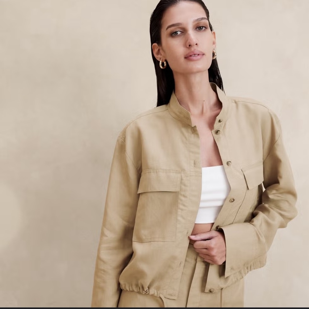 Women’s Medium TALL Banana Republic Arcata Linen Tencel Shirt Blouse Top NWT MT